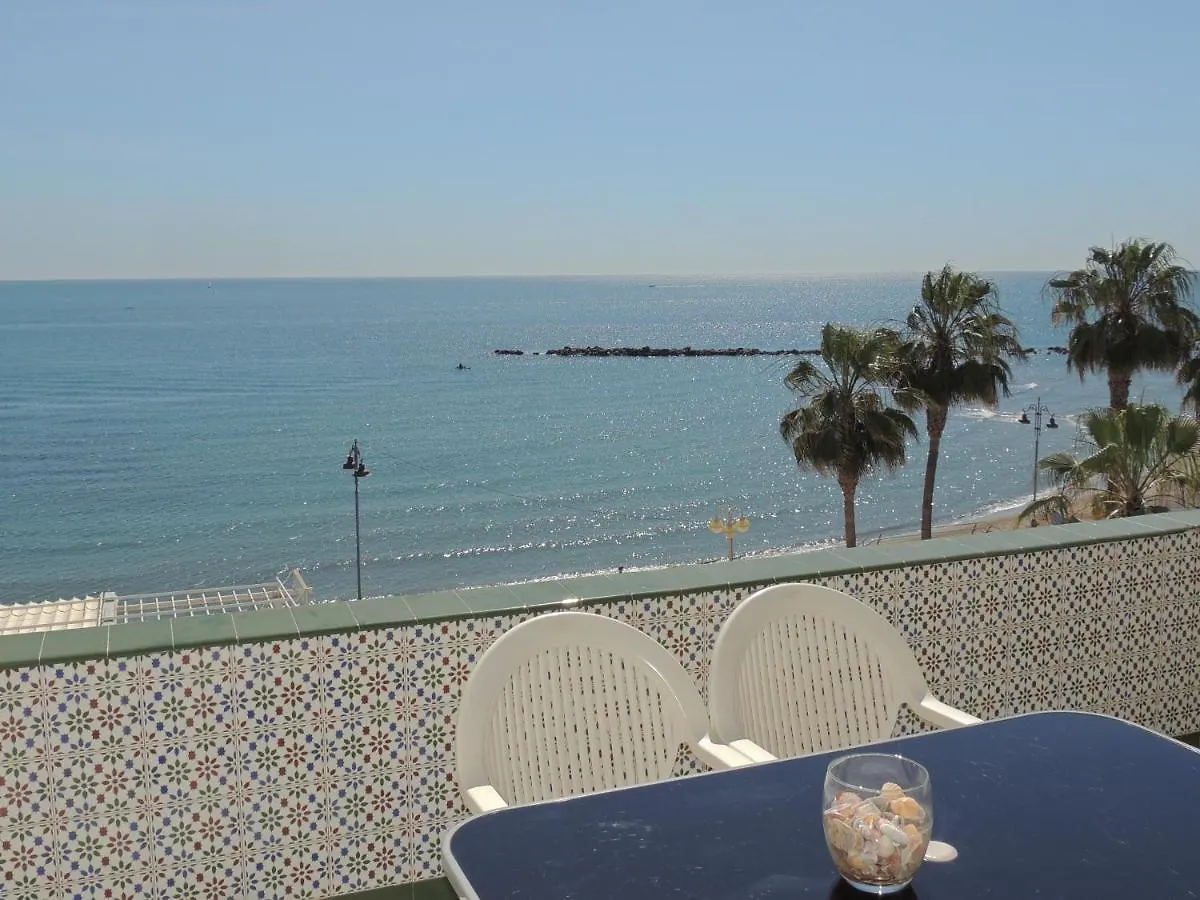 Las Gaviotas Beach - Playa - Sea Front - Frente Al Mar Lägenhet Benalmádena 0*,