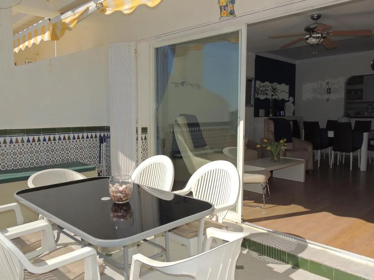 Las Gaviotas Beach - Playa - Sea Front - Frente Al Mar Apartment Benalmadena